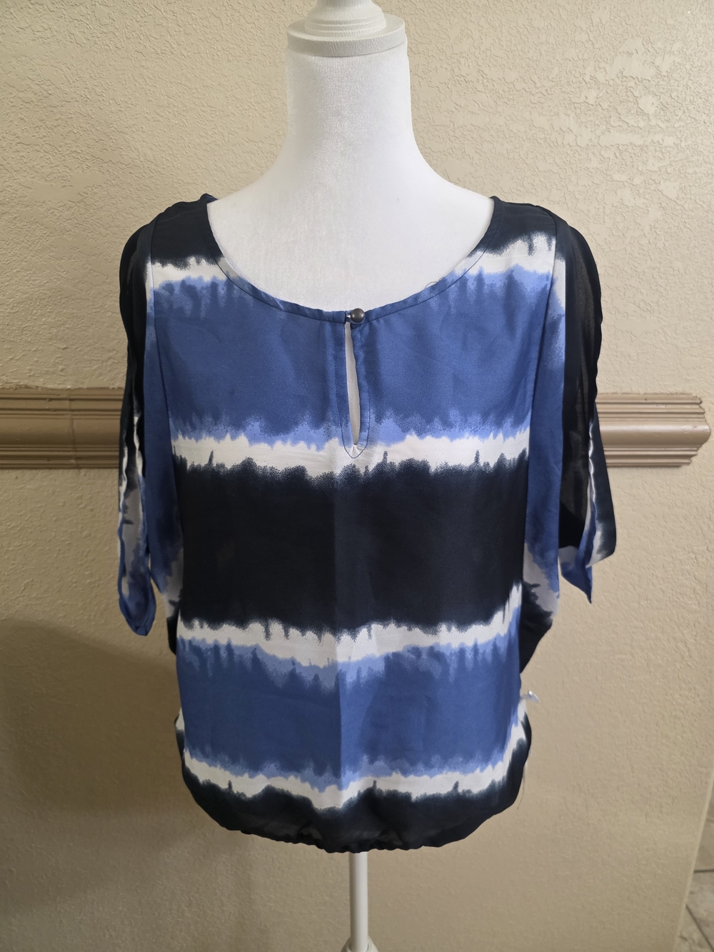 New Striped Blue Tie-Dye Short Sleeve Blouse